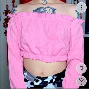 pink long sleeved crop top